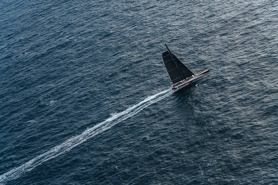  Around the World Record  Trophee Jules Verne  Day 2  'Spindrift' dans le tempo