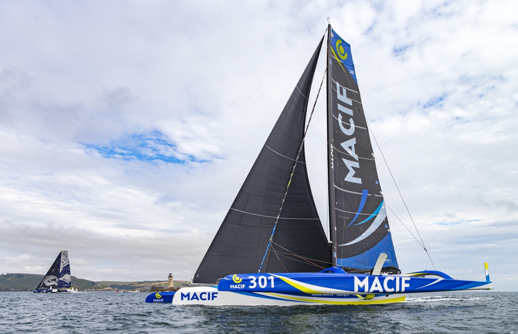  Various classes  Fastnet Race  Plymouth GBR  Day 2, Edmond de Rothschild FRA Multihull line honors in record time, Rambler88 USA leading in Monohulls
