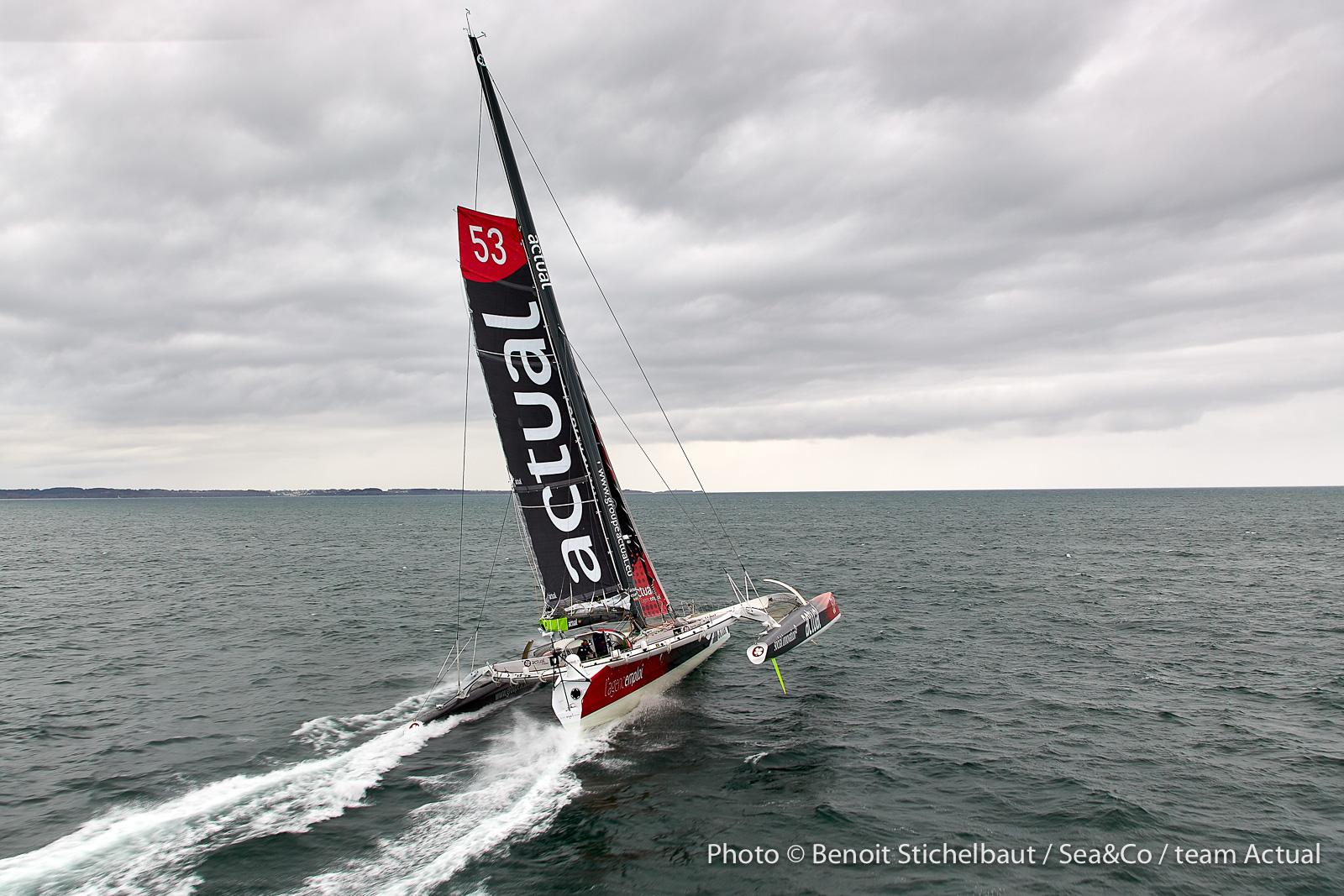  Solo Round the World Record from East to West  Depart pour Yves Le Blevec FRA