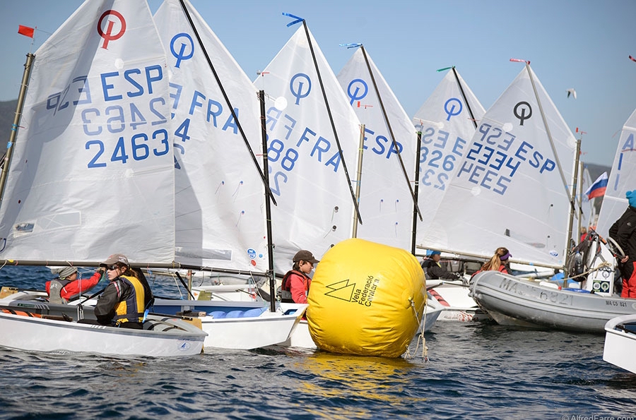  Optimist  Nations Trophy  Palamos ESP  Day 1, excellent 3rd and 4th for USA and MEX