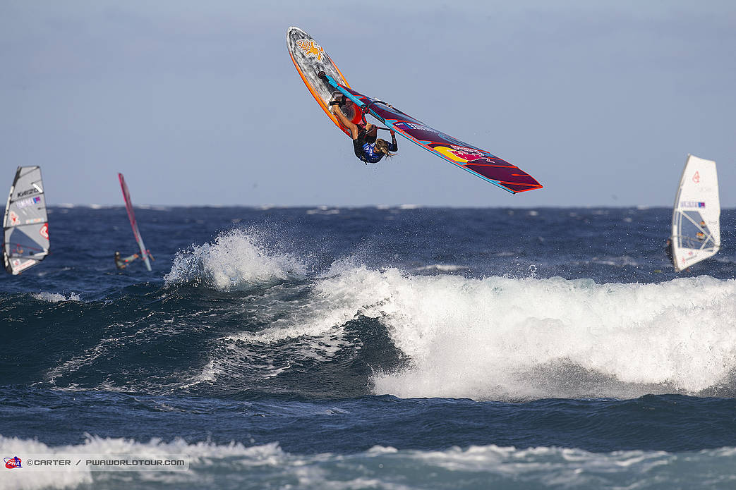  Windsurfing  PWA World Tour  Wave  Teneriffa ESP  Day 2, Youth competition concluded