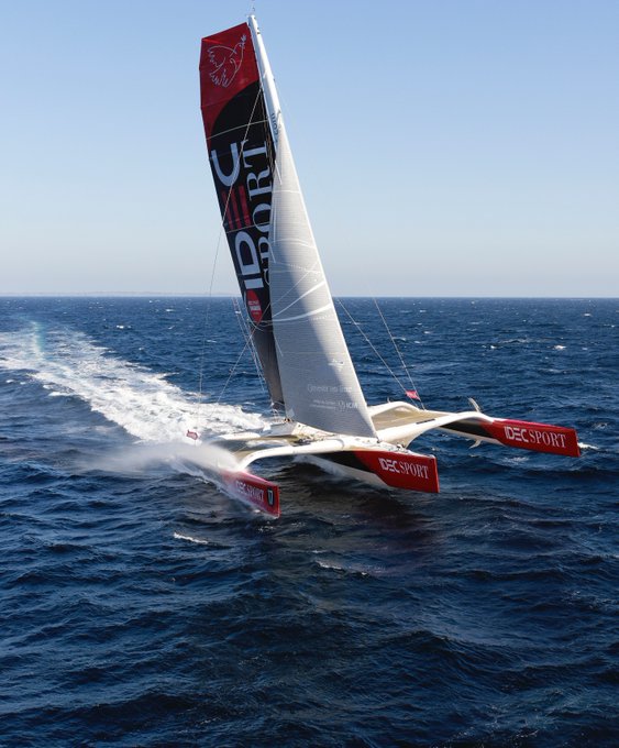  Ocean Records  La Mauricienne  Day 12, the fast ride goes on ... advantage now 1087nm