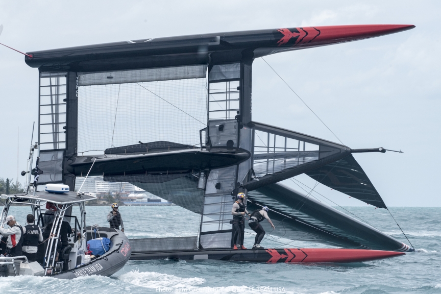  America's Cup News  Hamilton BER  capsize of 'Oracle'
