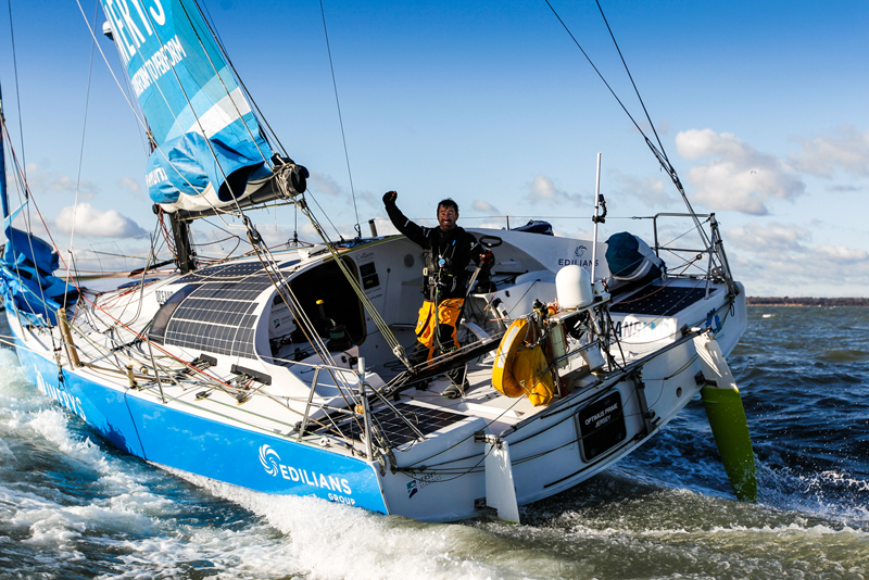  Class 40  Ocean Records  new record around the Isle of Wight