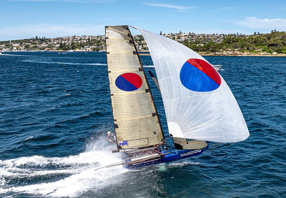  18 Footer  JJ Giltinan Trophy  Sydney AUS  Race 1